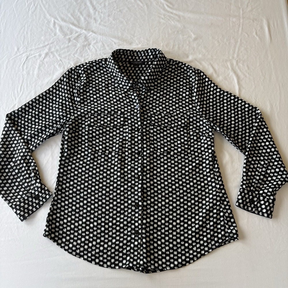 Liverpool Los Angeles Black‎ and White Ikat Dot Long Sleeve Button-Up Shirt
